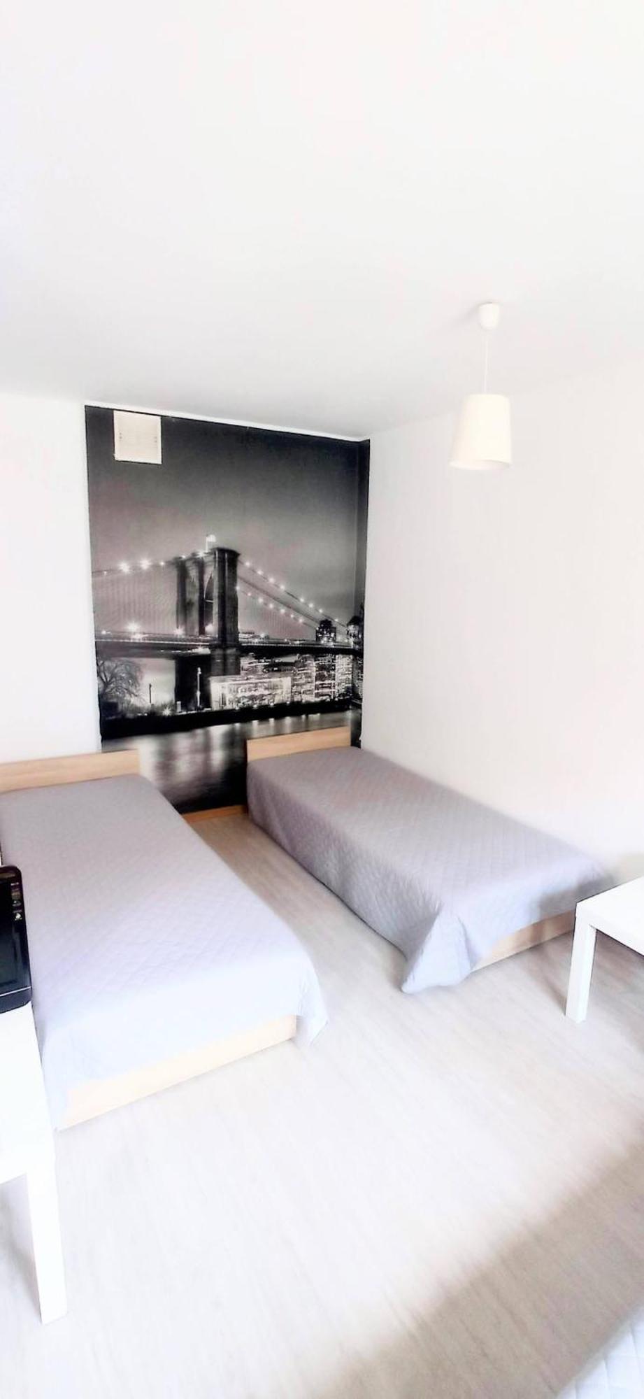 Apartament Studio - Mehoffera 1 Apartment Zabrze Ngoại thất bức ảnh