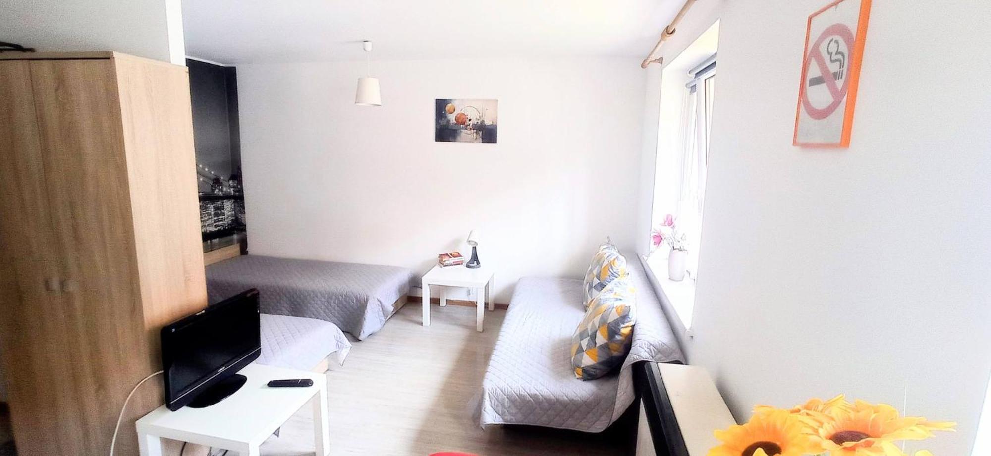 Apartament Studio - Mehoffera 1 Apartment Zabrze Ngoại thất bức ảnh