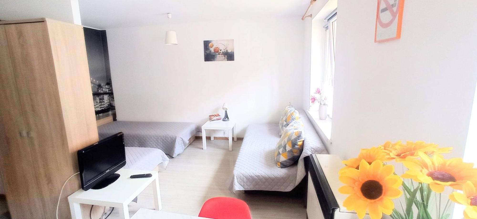 Apartament Studio - Mehoffera 1 Apartment Zabrze Ngoại thất bức ảnh